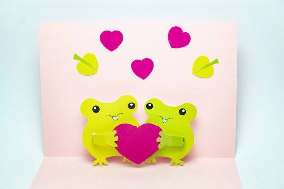 Pop-up Card - Frogs in Love: 3D SVG for Greeting Cards